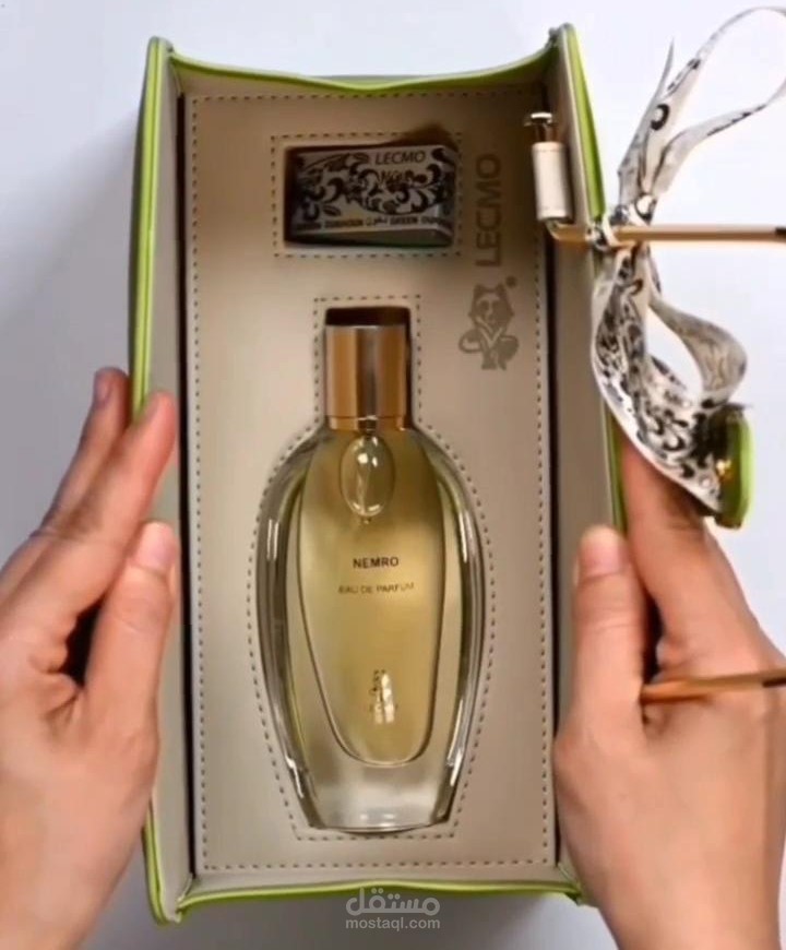 اعلان تجاري لماركة عطر بصوتي (غير رسميٍ)