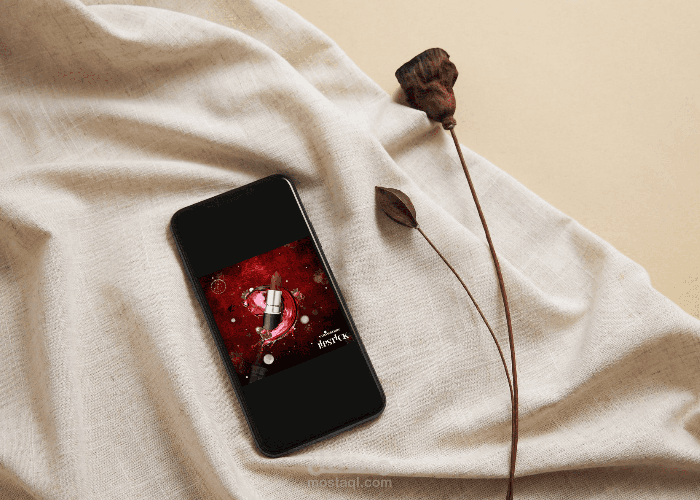تصميم اعلان لمنتج أحمر شفاة