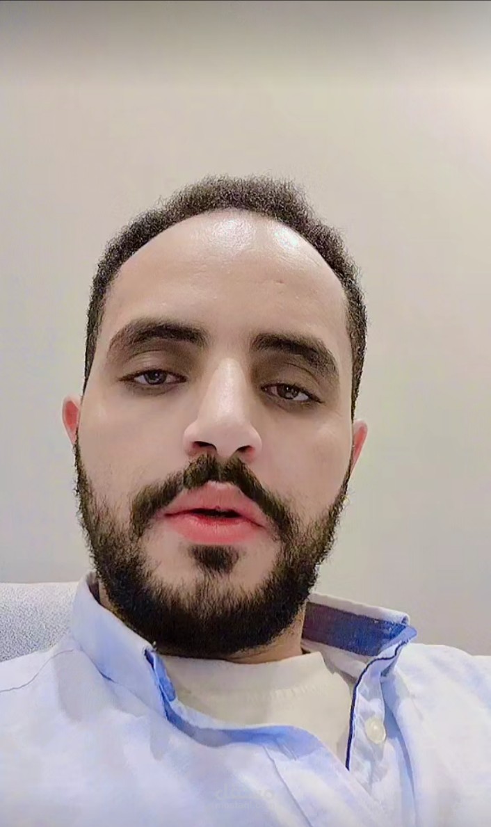 الورد جميل