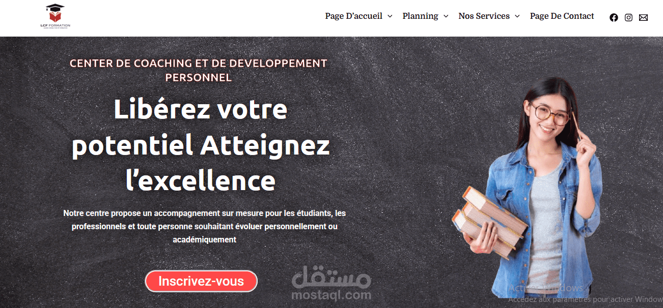تصميم واجهة الصفحة الرئيسية لموقع LCF Academy