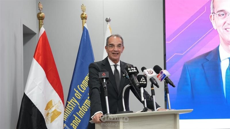 وزير الاتصالات لـ"الأيام المصرية": مصر تستثمر في الذكاء الاصطناعي بقوة..وتشريعات جديدة لحماية المبدعين