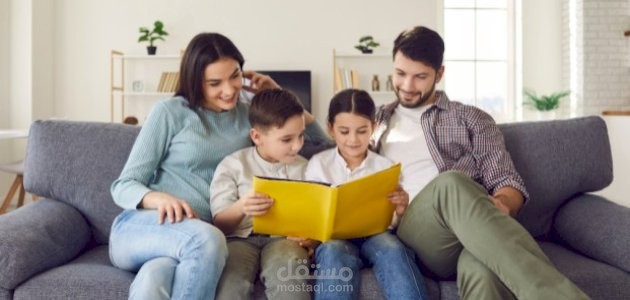 دور العائلة في دعم الأبناء