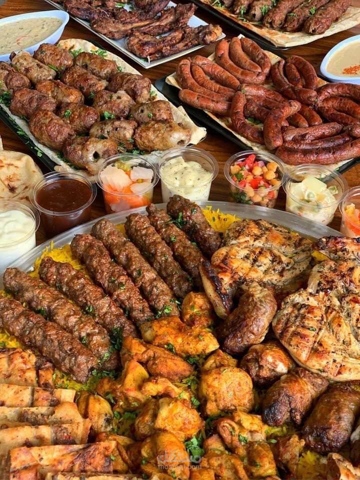 اعلان لمطعم على السوشيال ميديا
