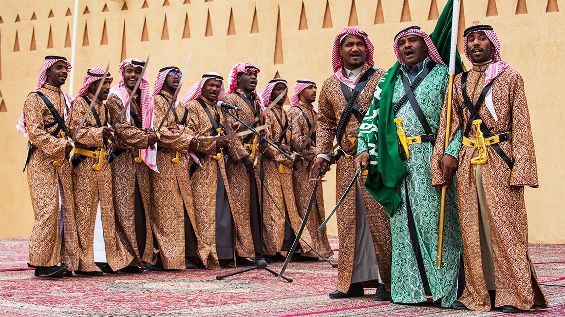 الثقافة والسياحة في المملكة العربية السعودية: رحلة بين الأصالة والحداثة