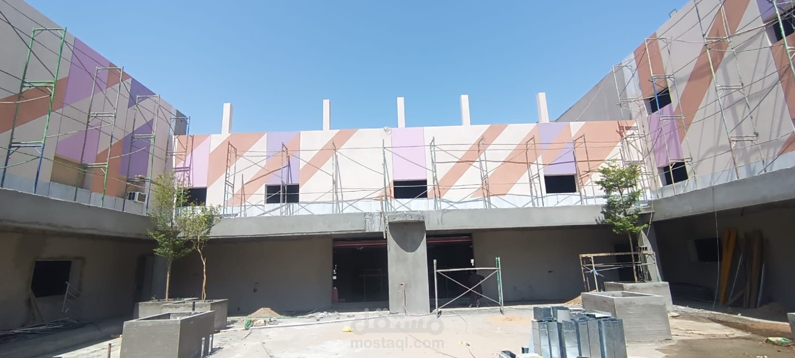 اعداد حصر الكميات اللازمة لمشروع مدرسة _ مكة المكرمة