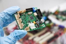 تصميم دارة مطبوعة PCB باحترافية عالية