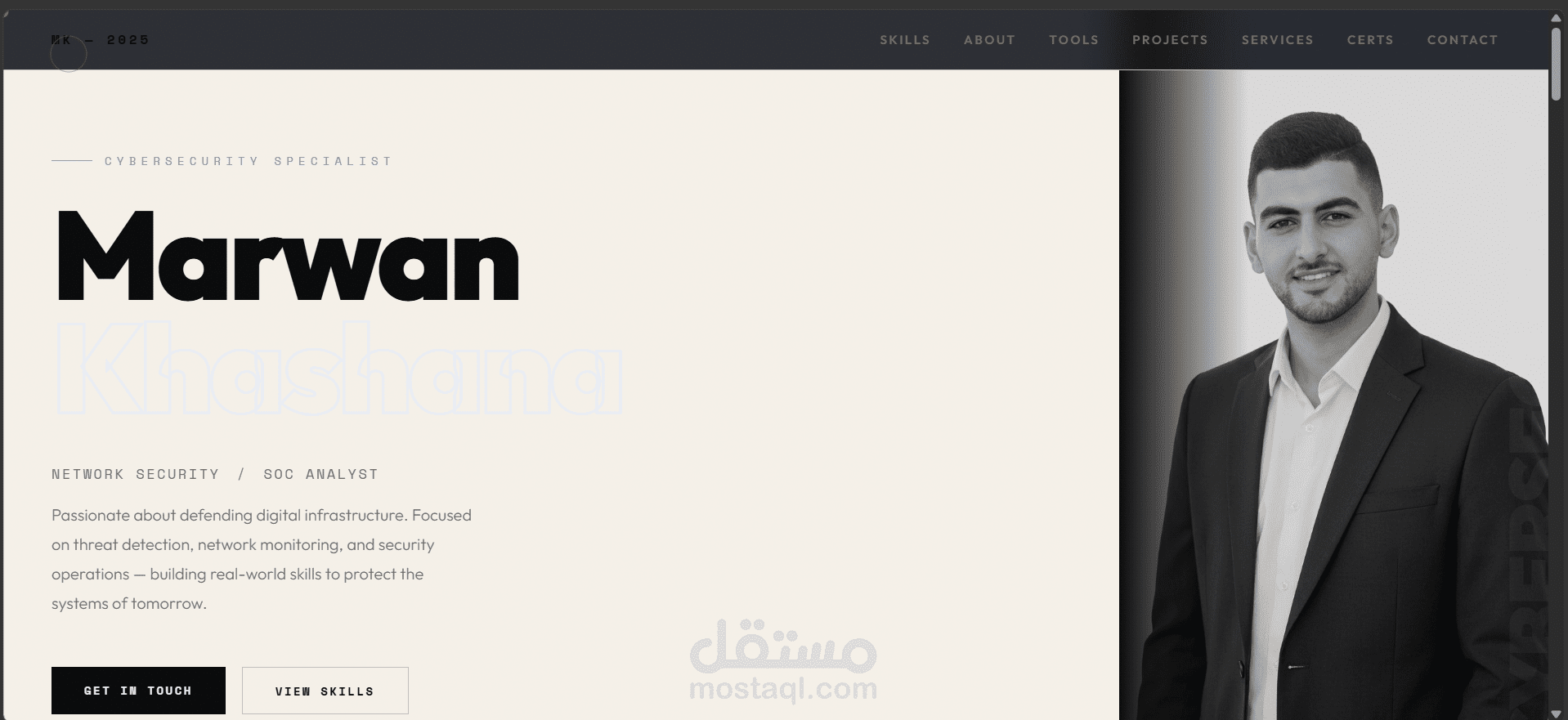 سأصمم موقع Portfolio شخصي احترافي ومتجاوب باستخدام HTML CSS JavaScript