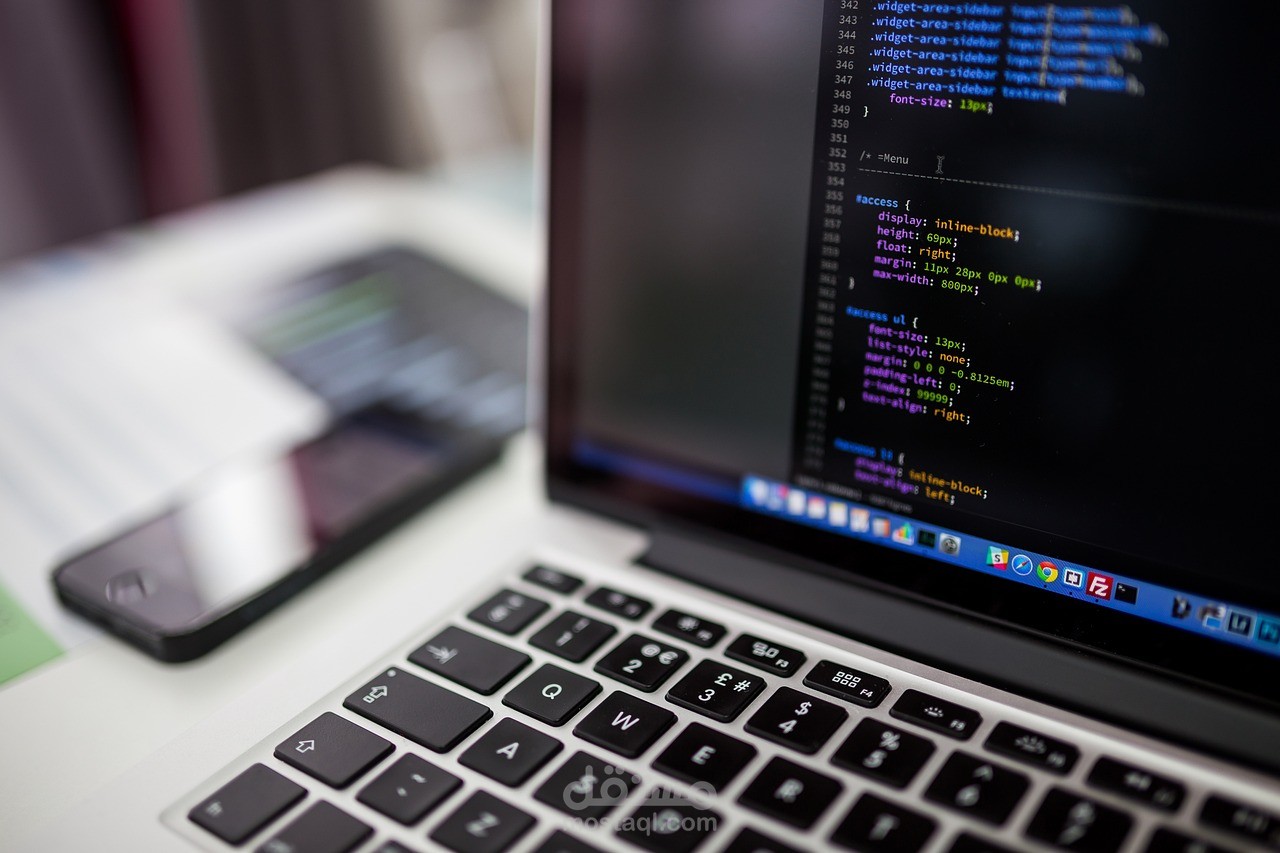 تصميم صفحة هبوط احترافية باستخدام Bootstrap 5، متجاوبة بالكامل وتعرض خدمات شركة بطريقة أنيقة وجذابة، مع مراعاة تجربة المستخدم وسرعة التصفح.