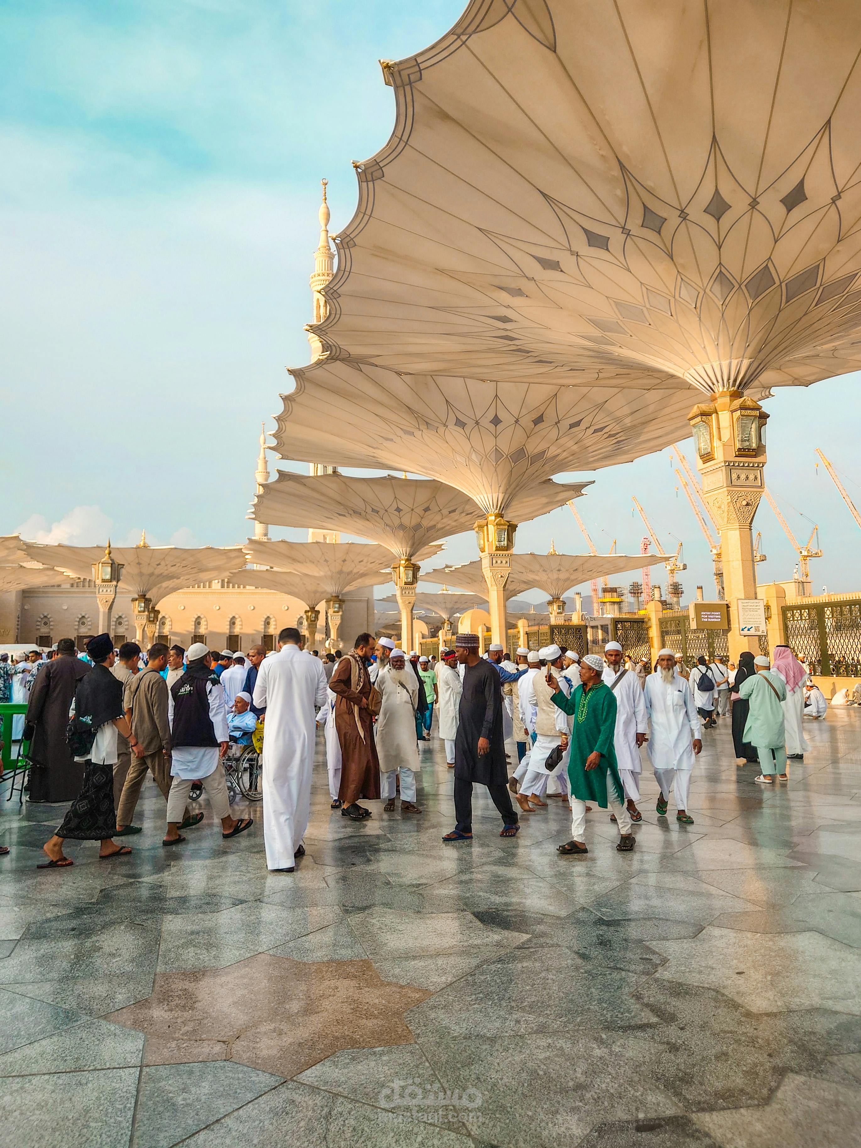فضل الصلاة على النبى يوم الجمعة - كنوز وفرصة عظيمة لاتفوتك: