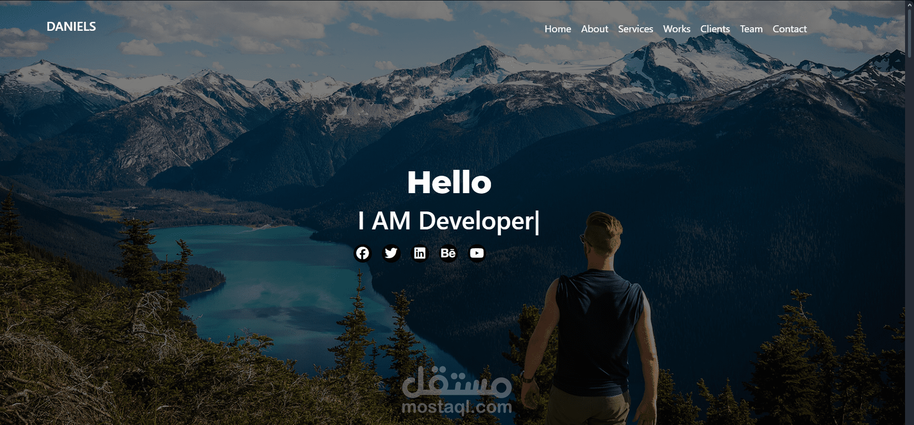 تجربة انشاء portfolio تخيلي