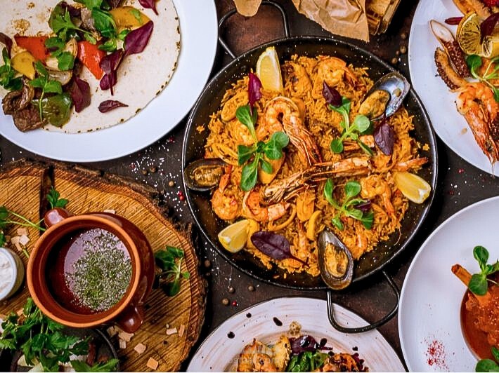 تعرف أكثر على أشهر أكلات إسبانيا