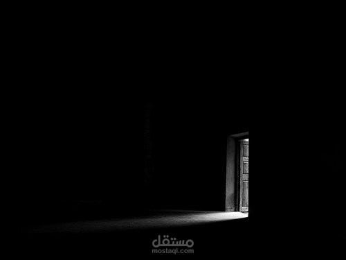 صِراع بين النور والظِل