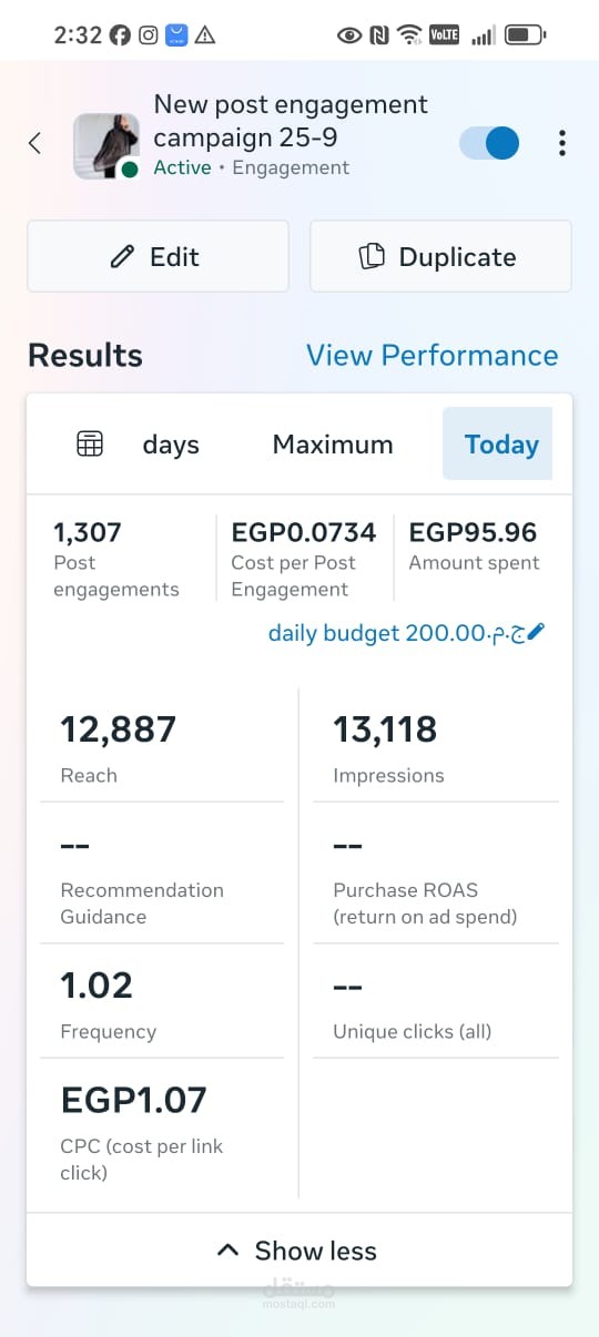 facebook ad for brand called "KTiTi Scarves"