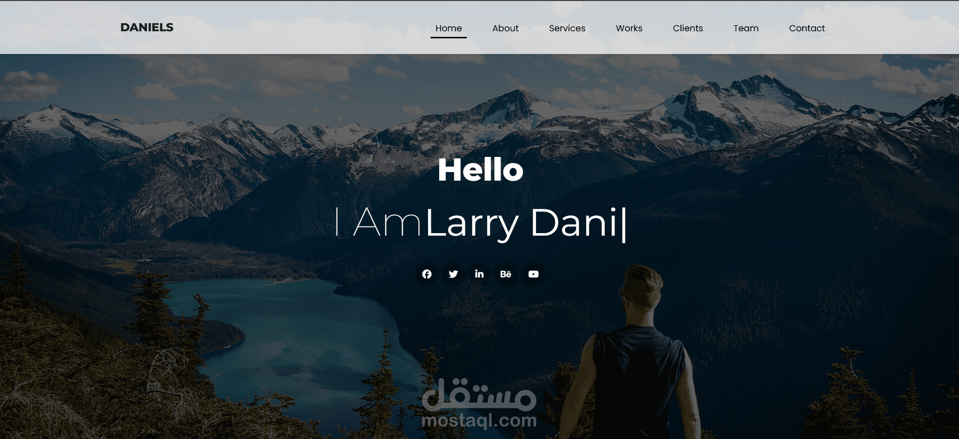 Daniels – Responsive Bootstrap Website Design