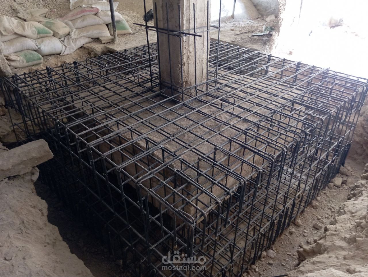 مهندس اشراف و تنفيذ على التدعيم و ترميم و اعادة تأهيل المباني المتضررة