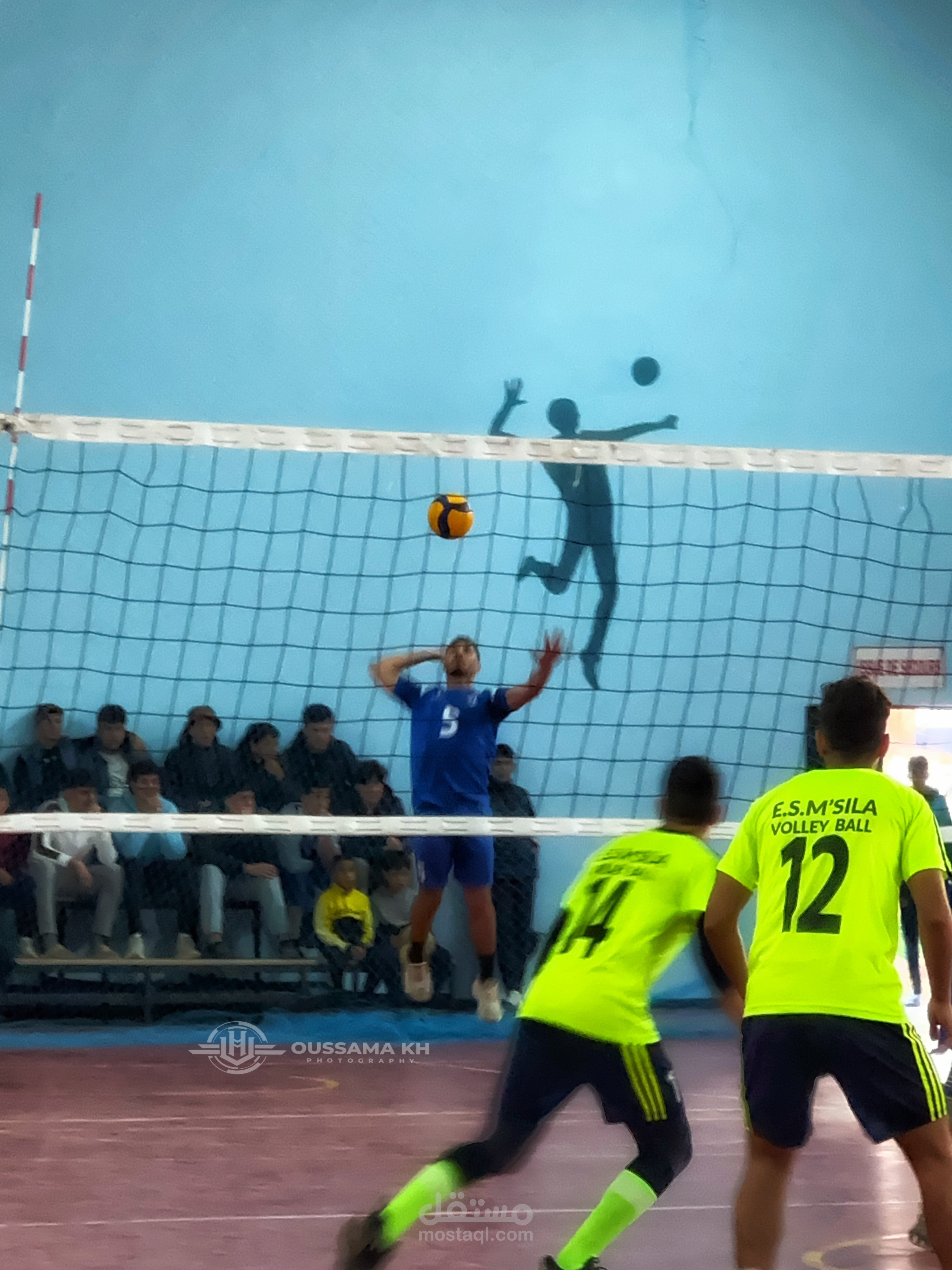 تعديل فيديو لاحد مباريات كرة الطائرة