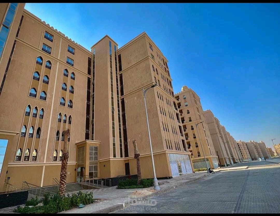 40 عمارة سكنية في العاصمة الادارية