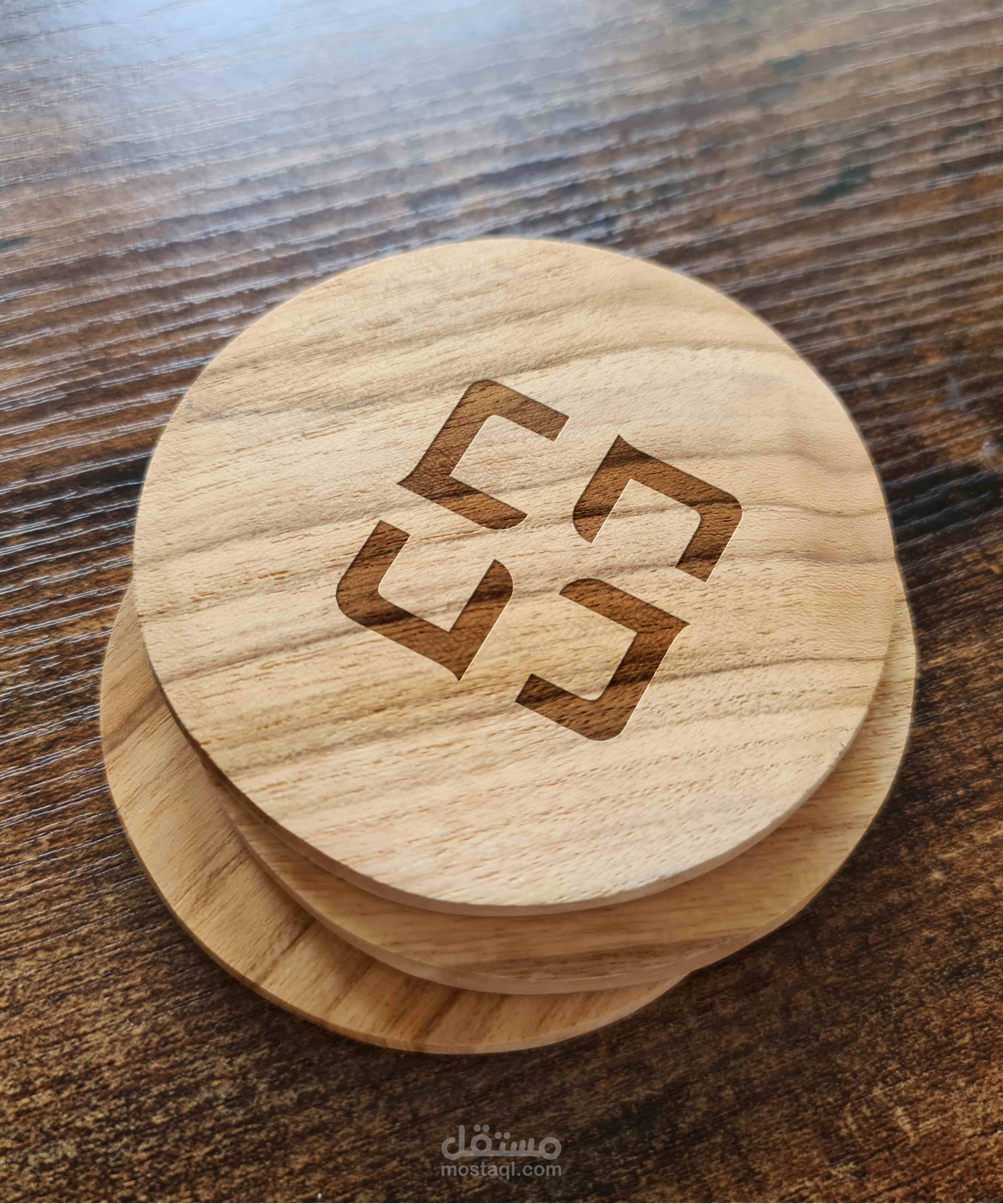 تصميم شعار وهوية بصرية لمدربة رائدات الأعمال