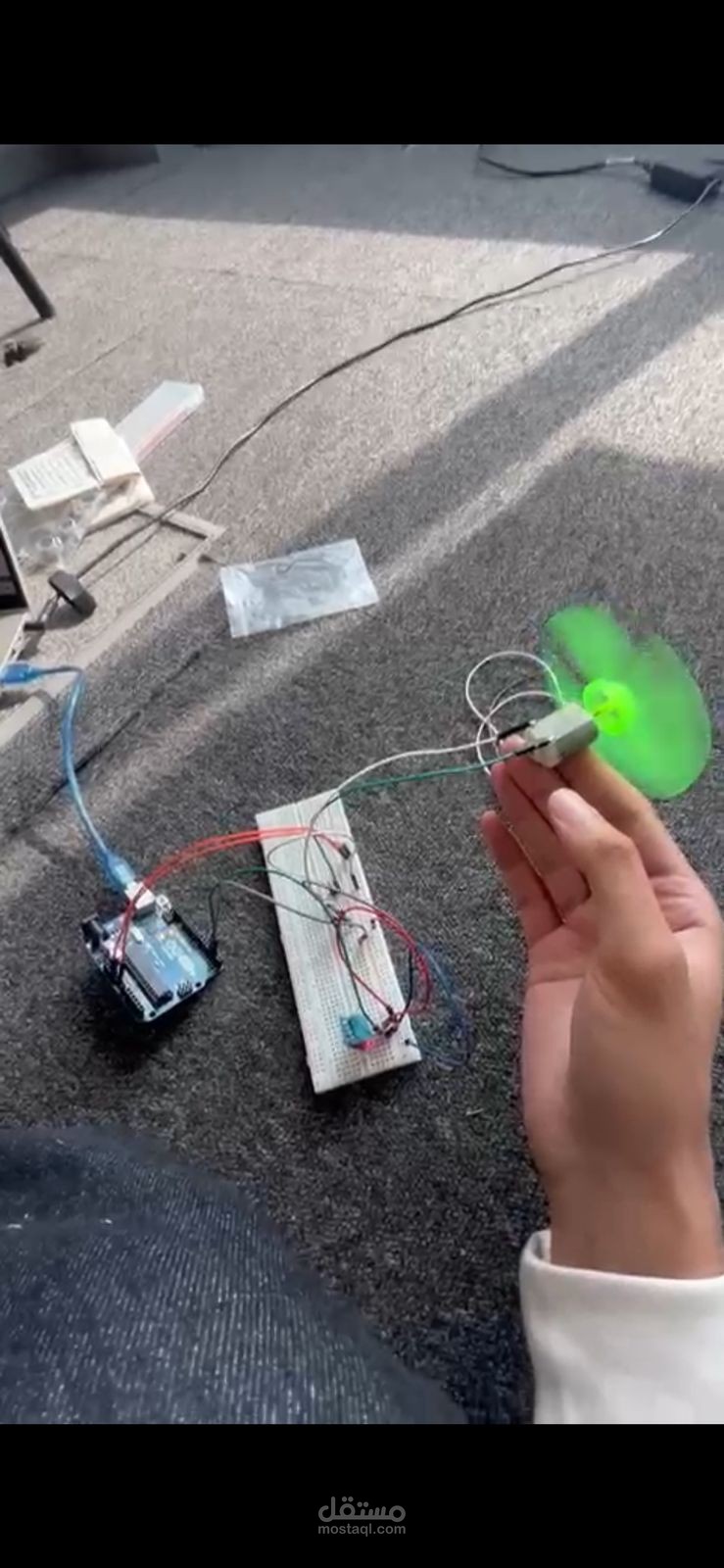 small fan with temperature and humidity sensor