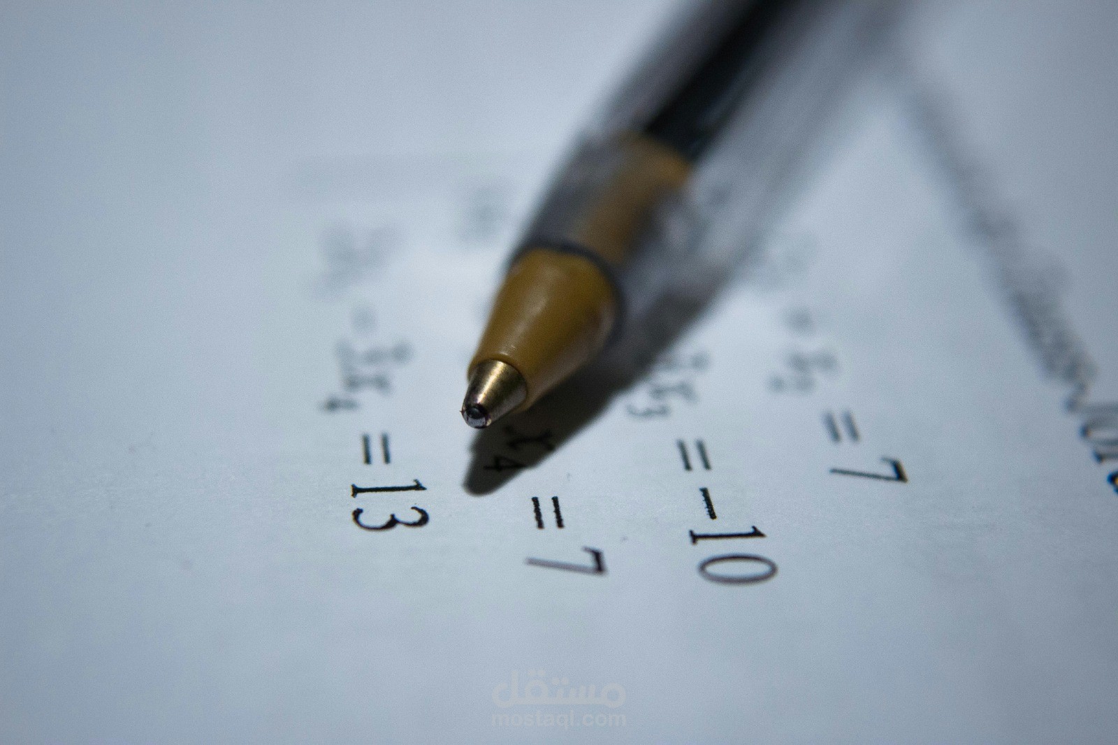 شرح خطوات حل معادلات رياضية اساسية