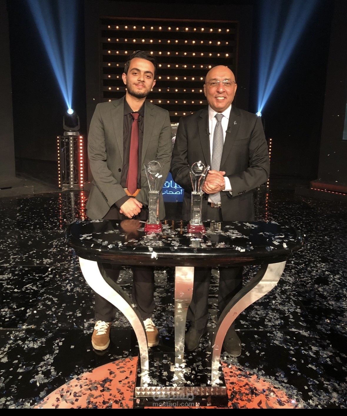 افضل لاعب و المثالي في العباقرة
