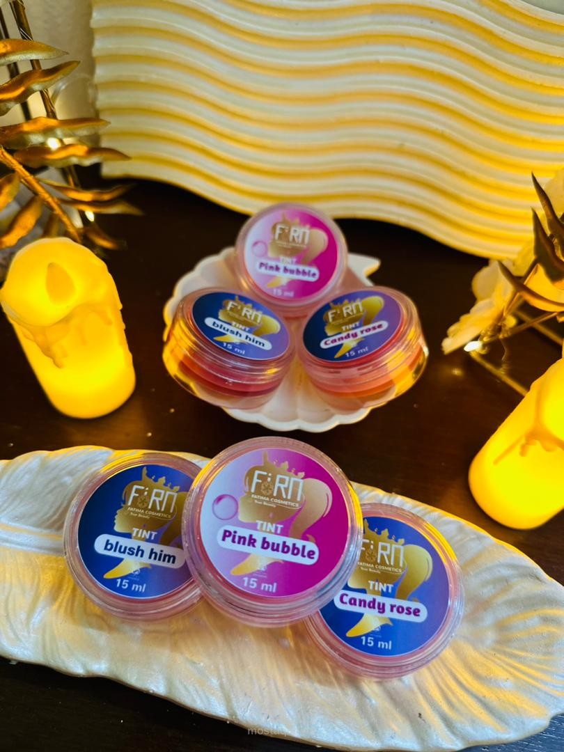 تصميم لصاقات احترافية (Stickers) لعبوات مختلفة  جاهزة للطباعة