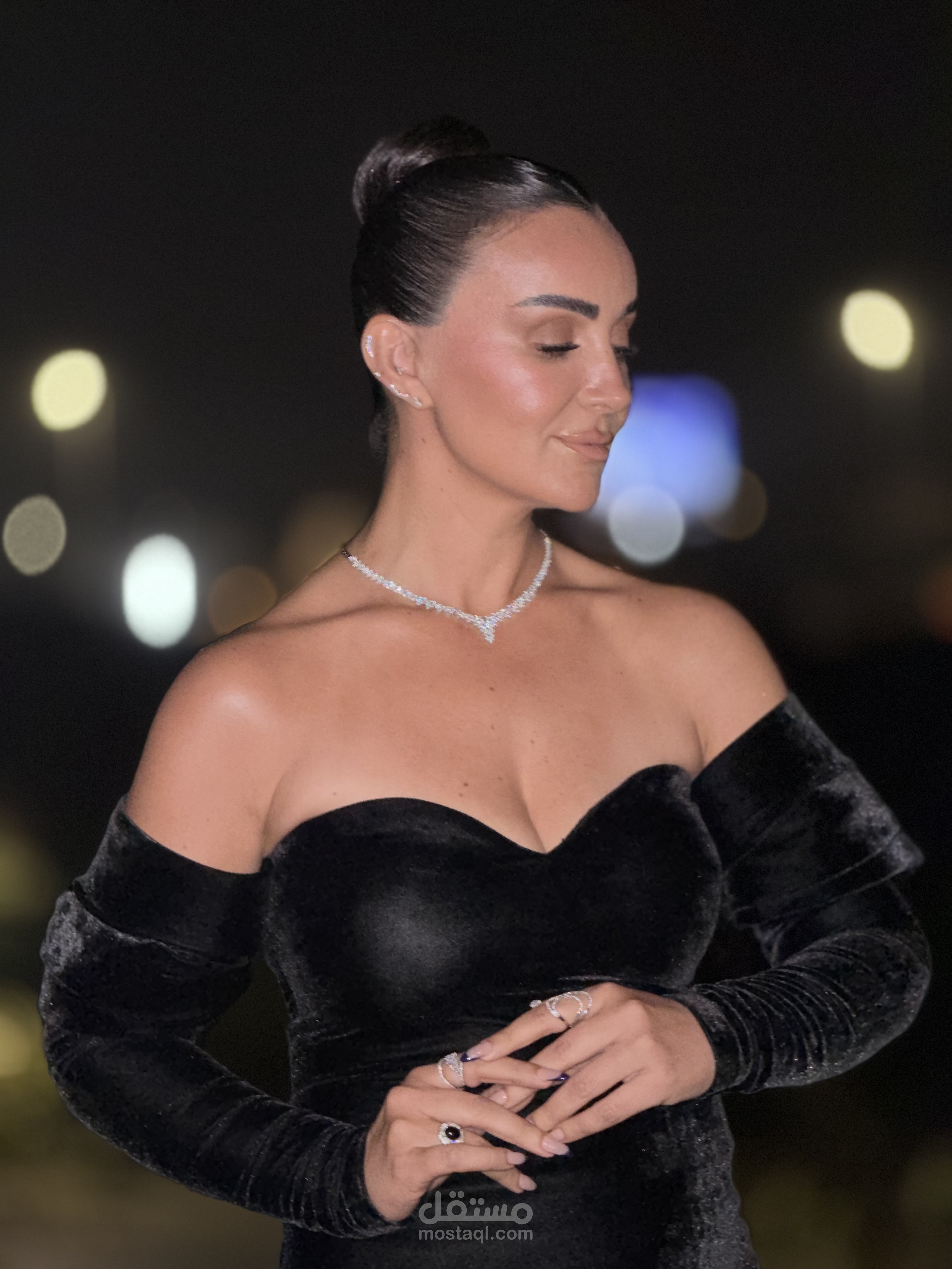 تصوير للفنانه ايمي الخميسي الاستايلست