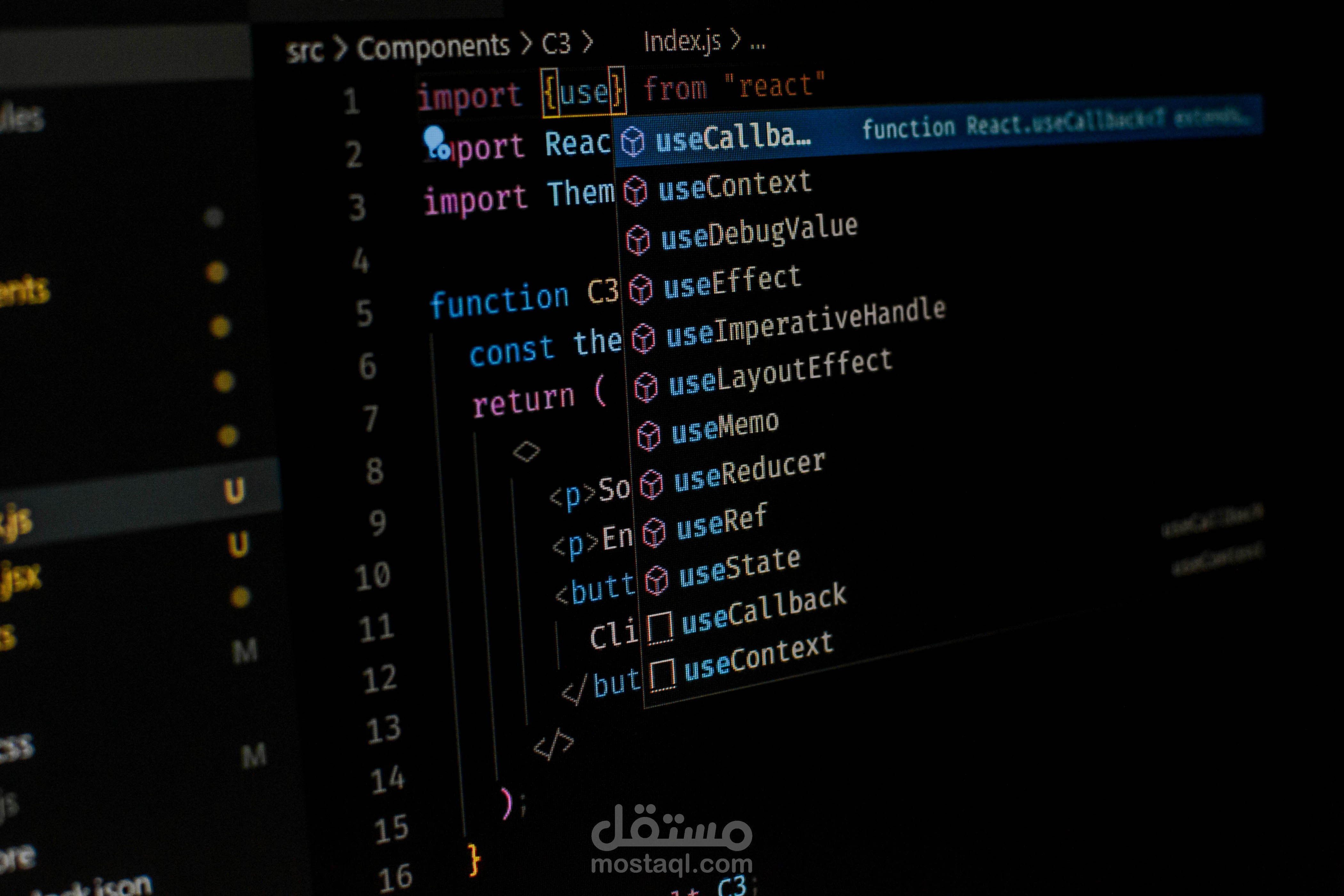 البرمجة كمهارة أساسية في عصر التكنولوجيا