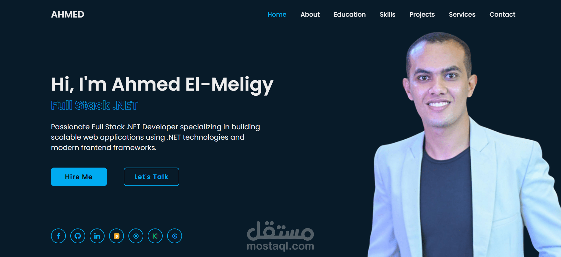 بناء Portfolio احترافي لعرض المشاريع والخبرات