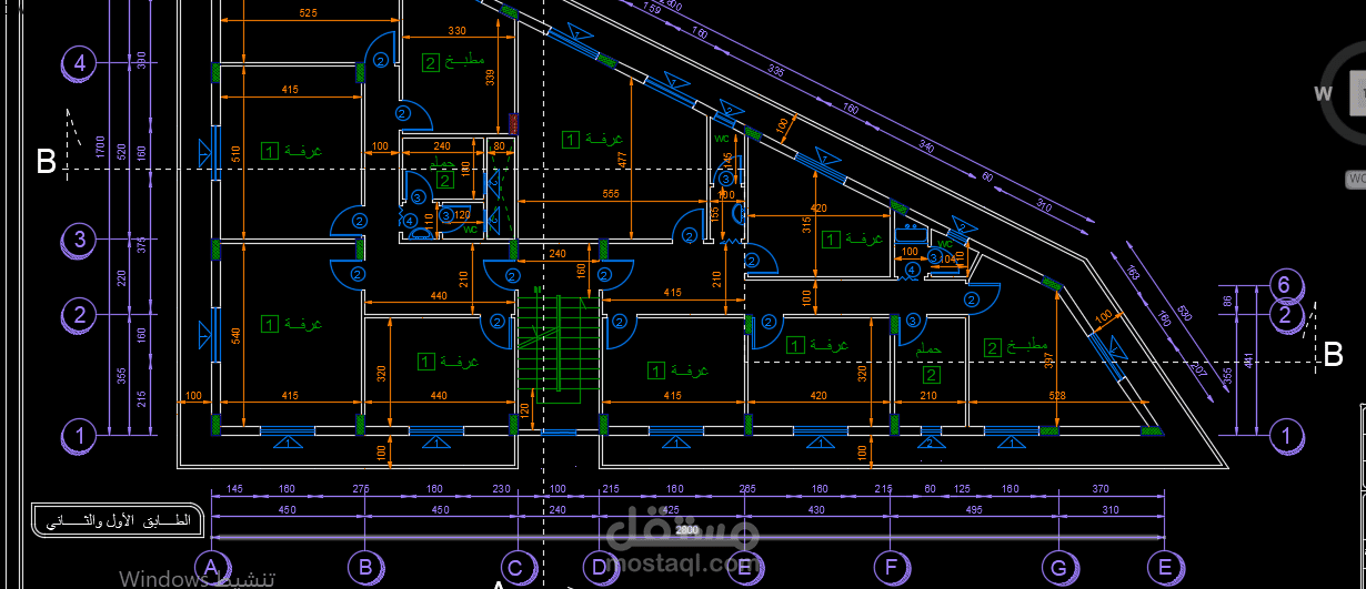 بناء سكني مع محلات تجارية