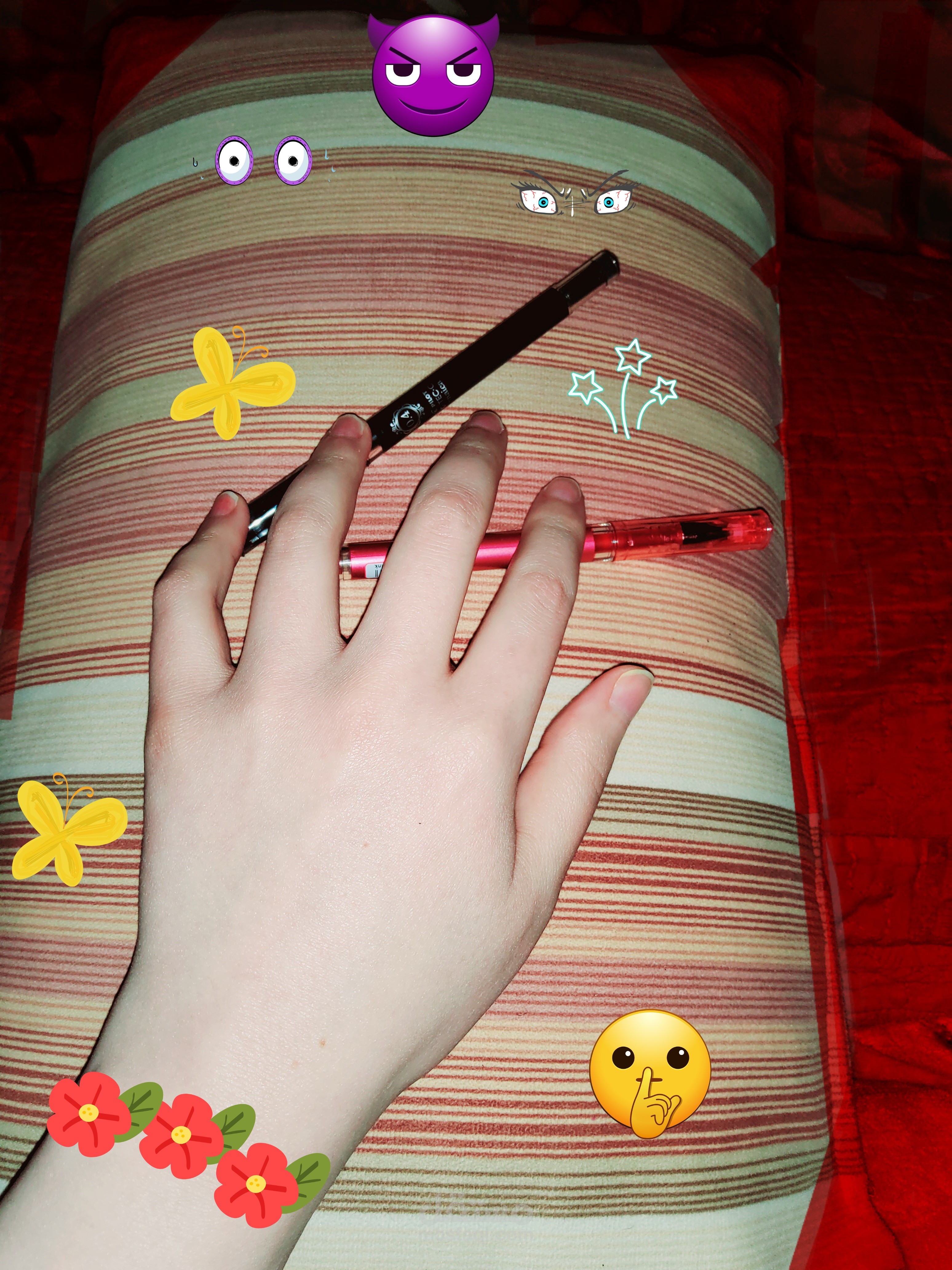 نص درامي روائي مشوِّق.