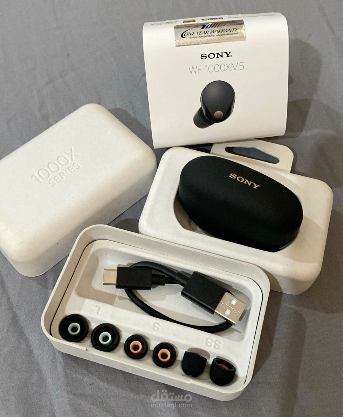 كتابة وصف بيعي احترافي لسماعة Sony WF-1000XM5 الرائدة