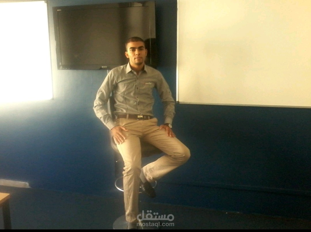 مدرس اللغة الإنجليزية