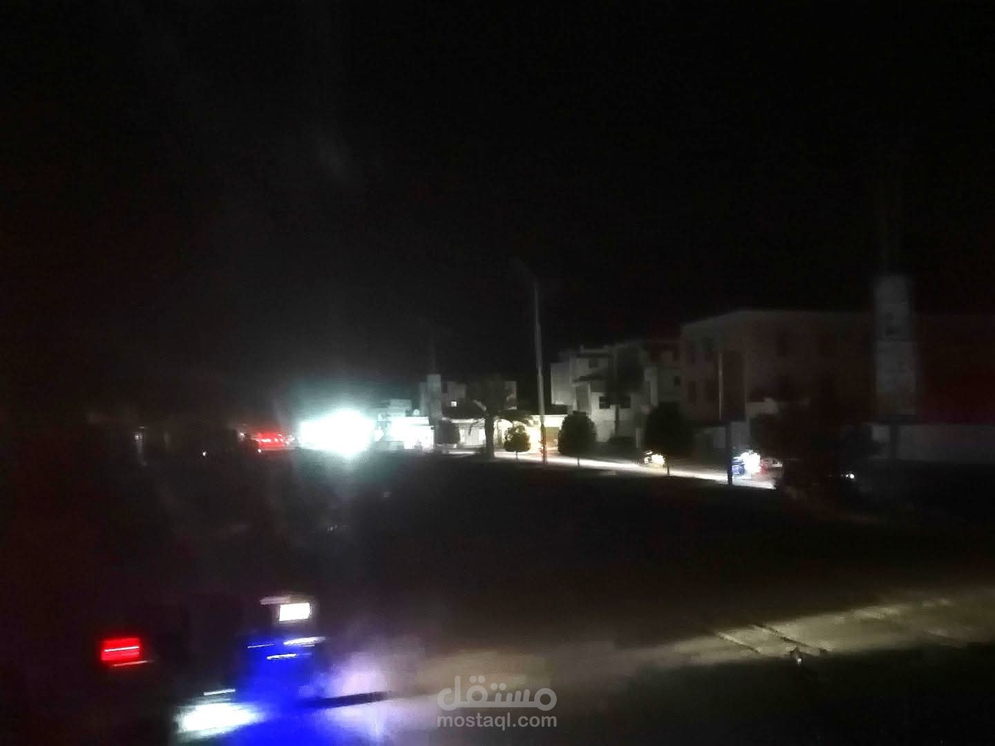 غيل باوزير وظلام الشتاء..