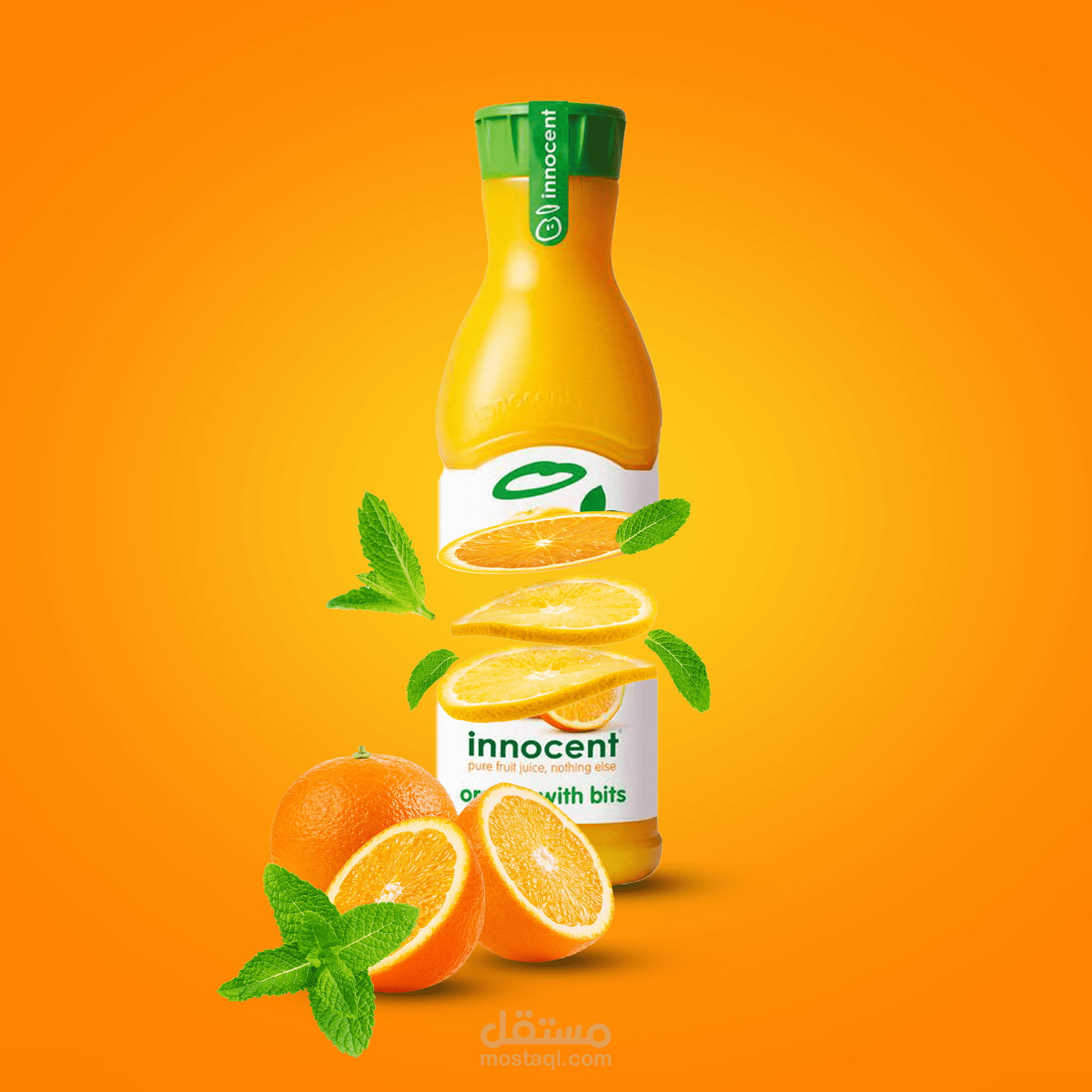 تصميم إعلاني لمنتج عصير طبيعي (Creative Product Slicing) يجسد الانتعاش