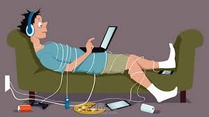 عرض تقديمي تحليلي حول "إدمان الألعاب الإلكترونية: الأسباب والمخاطر"