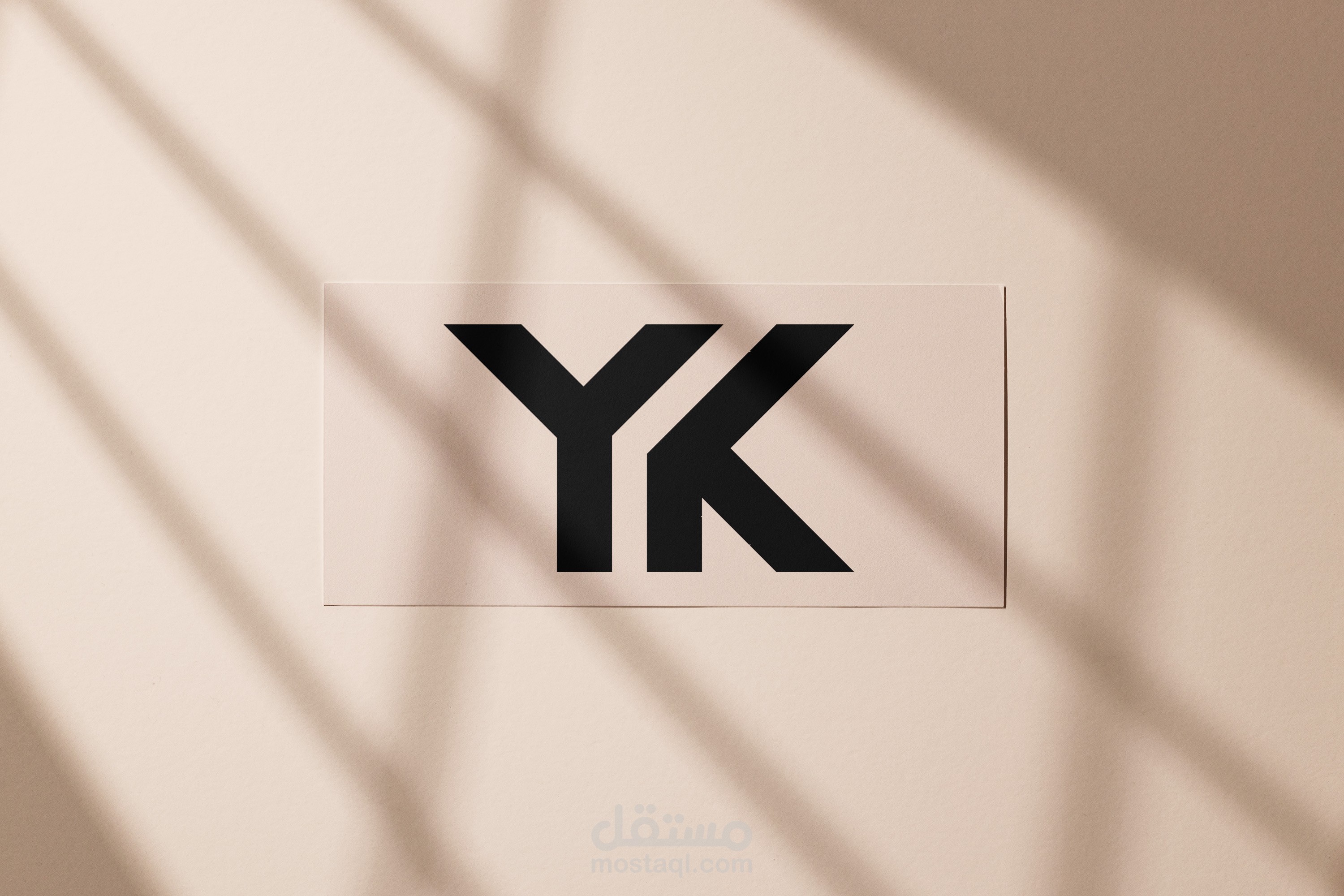 تصميم شعار yk لمشروعي الخاص