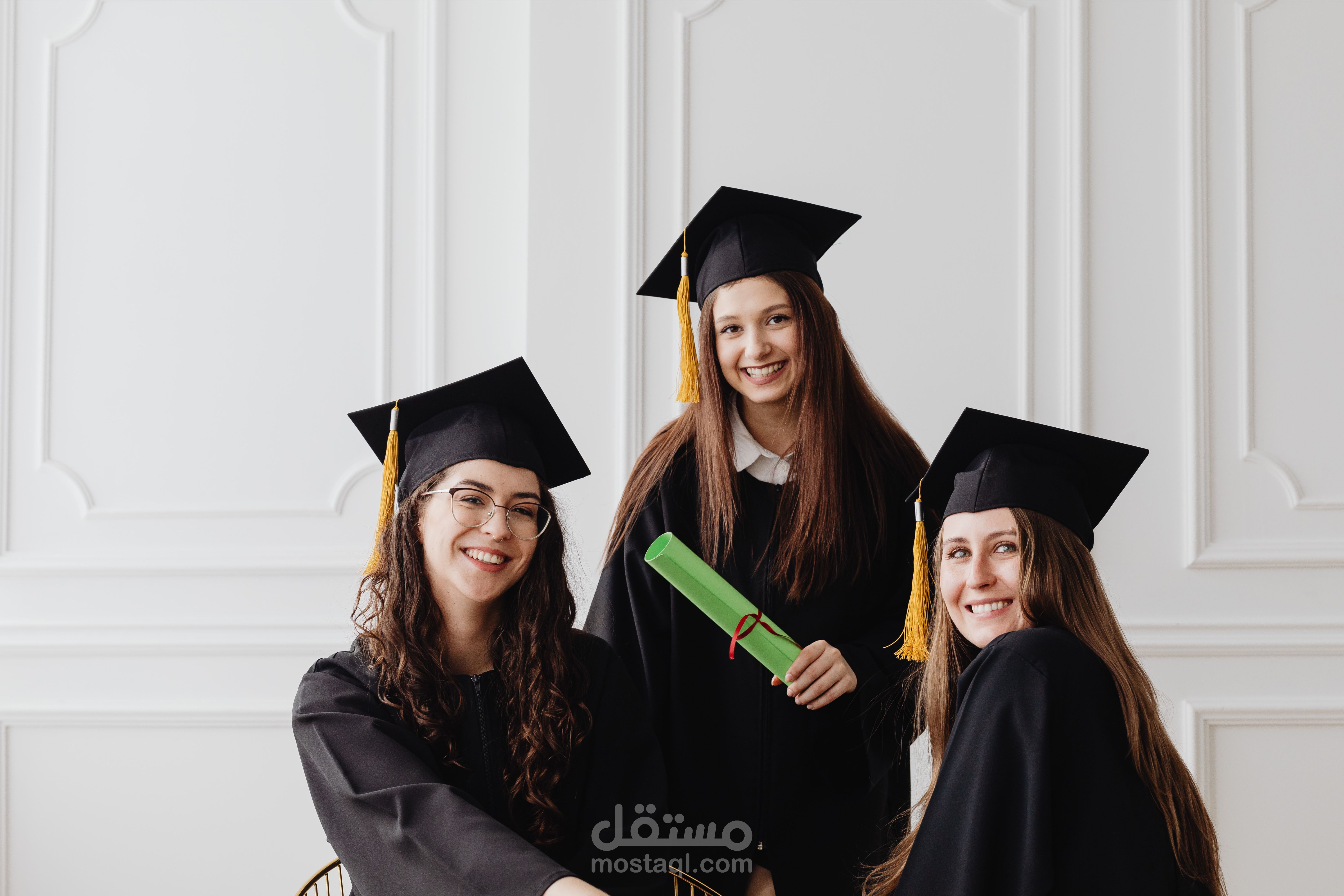 حملة إعلانية تستهدف طلاب الجامعات بهدف الوعي بشأن دورات التقوية التي تقدمها الأكاديمية