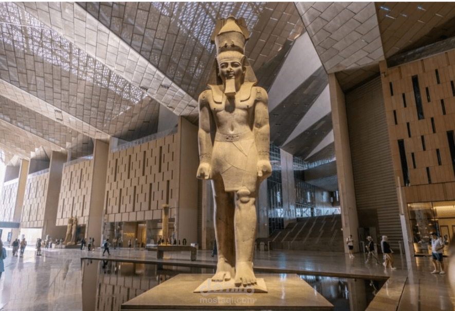 المتحف المصري الكبير