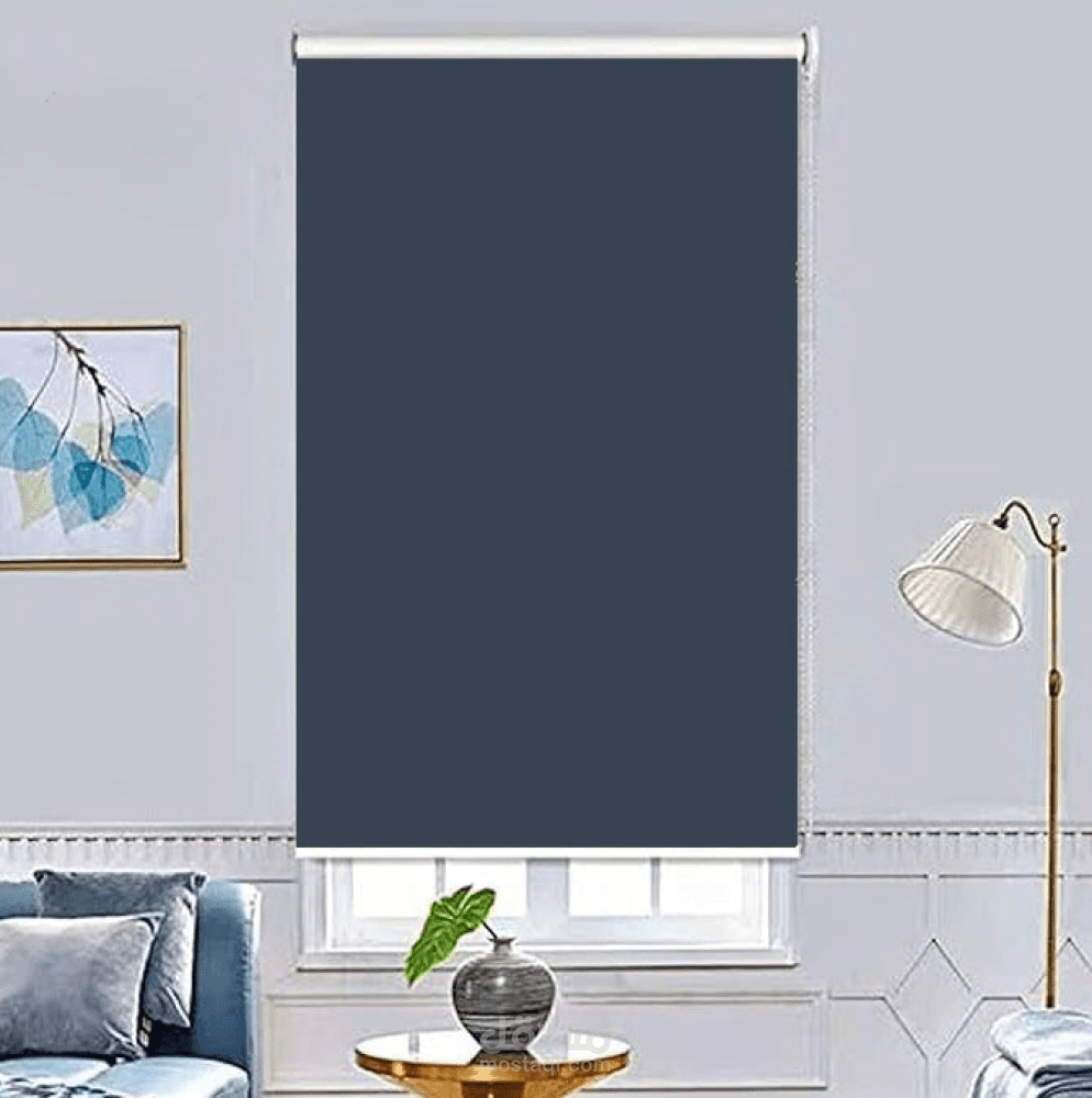 ارتقِ بديكور منزلك مع ستاره رول معتمة بتصميم بسيط وأنيق يمنح نوافذك مظهراً عصرياً مع تحكم مثالي في الإضاءة والخصوصية.