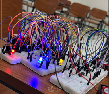 2-Bit Comparator (Equality / Inequality)  • 1×2 Multiplexer with LED Output Indication  • Encoder to BCD with 7-Segment Display & Odd Number Detection