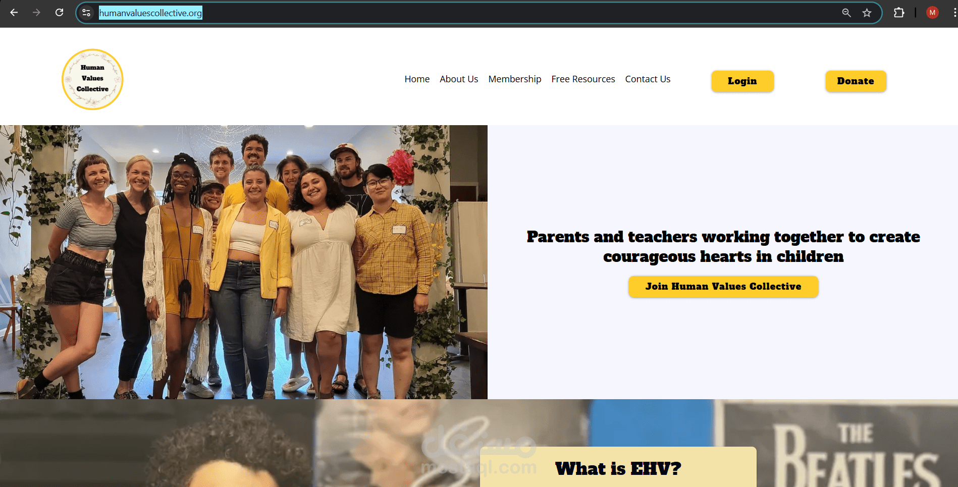 تطوير واجهة المستخدم وتجربة المستخدم (UI/UX) لمنصة Human Values Collective