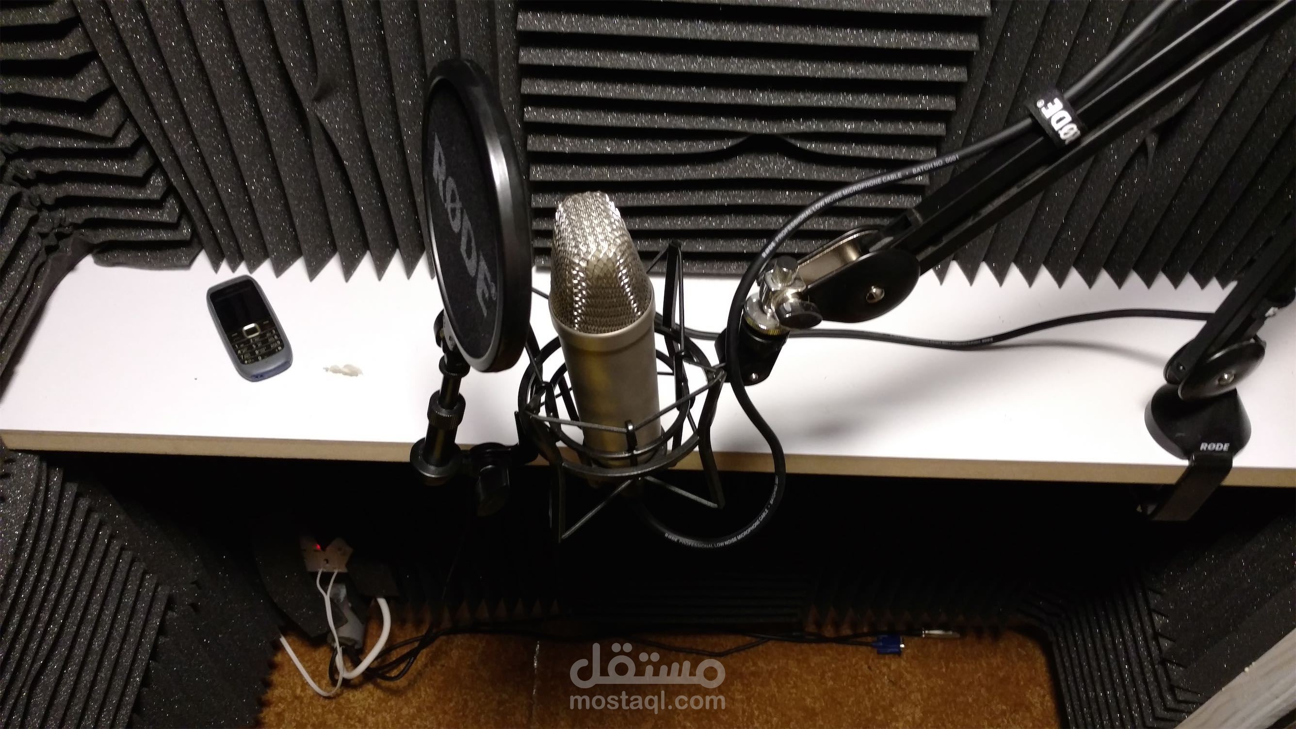 نموذج من أعمالي في التعليق الصوتي و المونتاج لقنوات اليوتوب