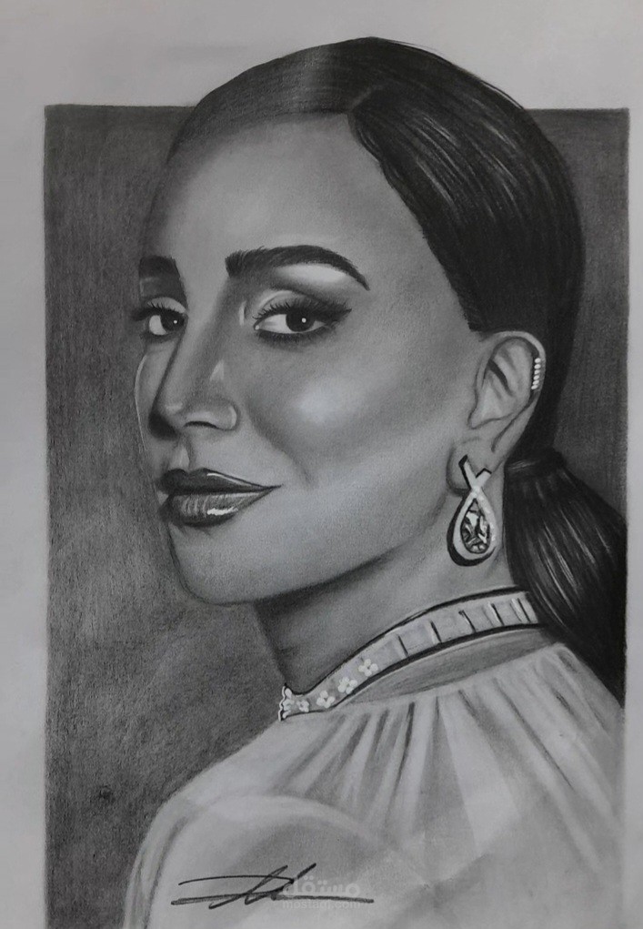رسم بورتريه واقعي كلاسيكي للفنانة شكران مرتجى