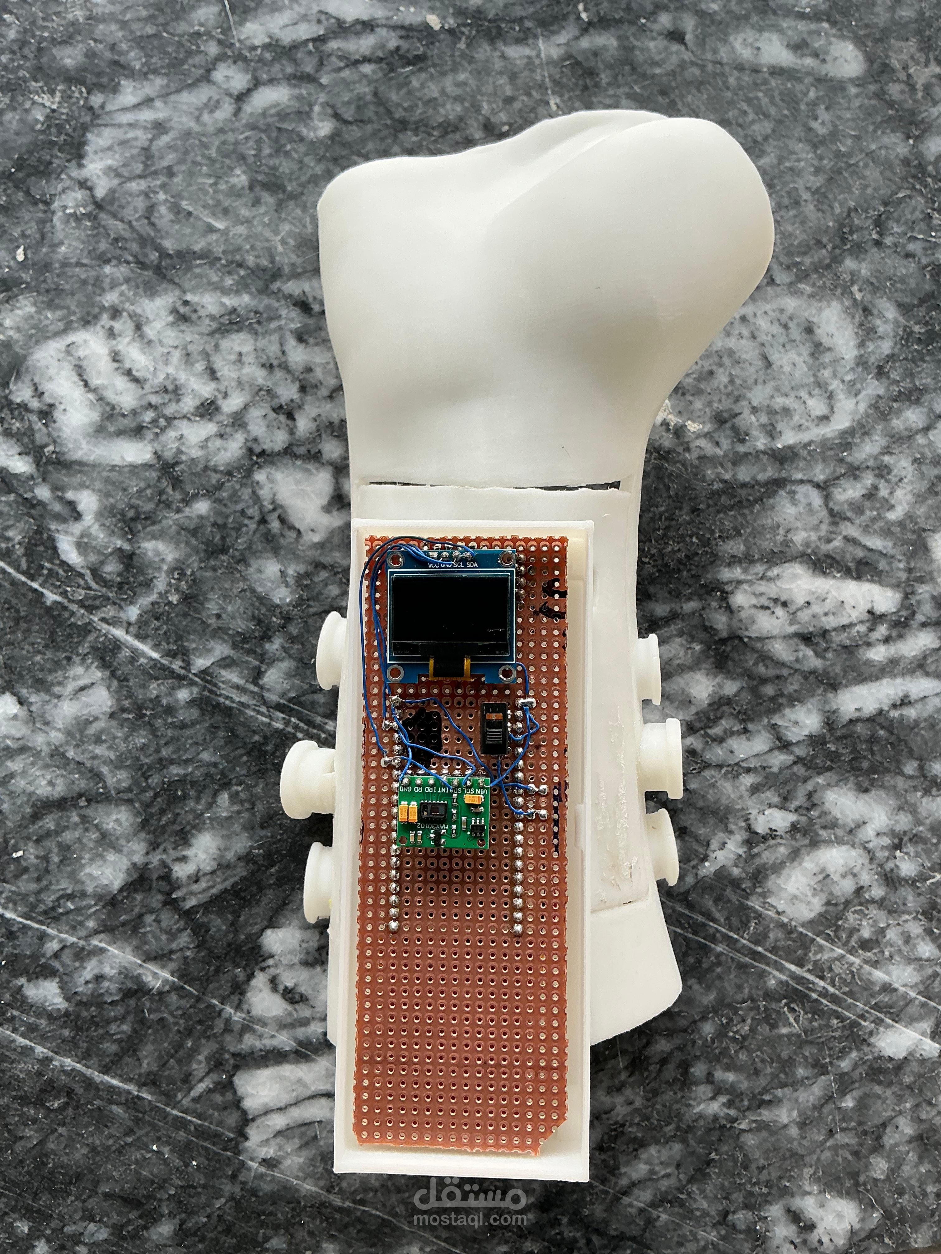 Vital Signs Monitoring Device