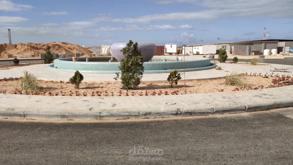 عمل تصميم وإشراف