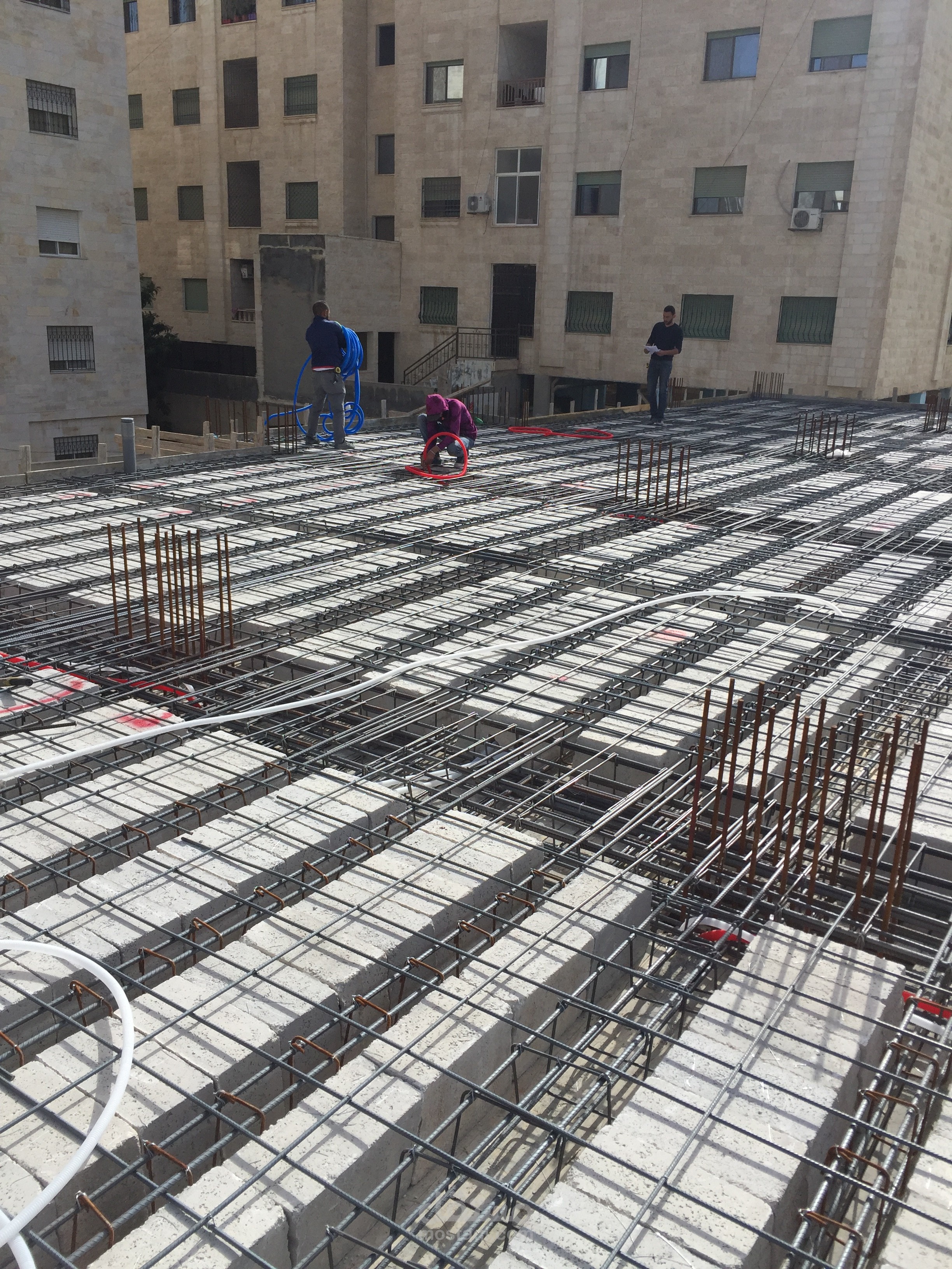 تنفيذ بنية تحتية تقنية متكاملة متعددة الفروع للإدارة العامة والمصانع – Network, IP CCTV, PBX, Access Control & Time Attendance