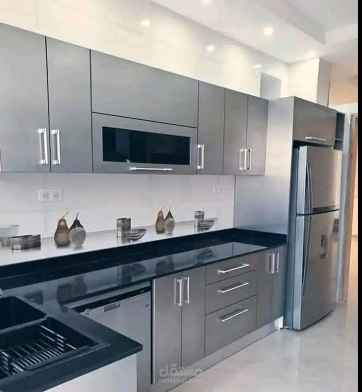 مطبخ بتصميم عصري بسيط
