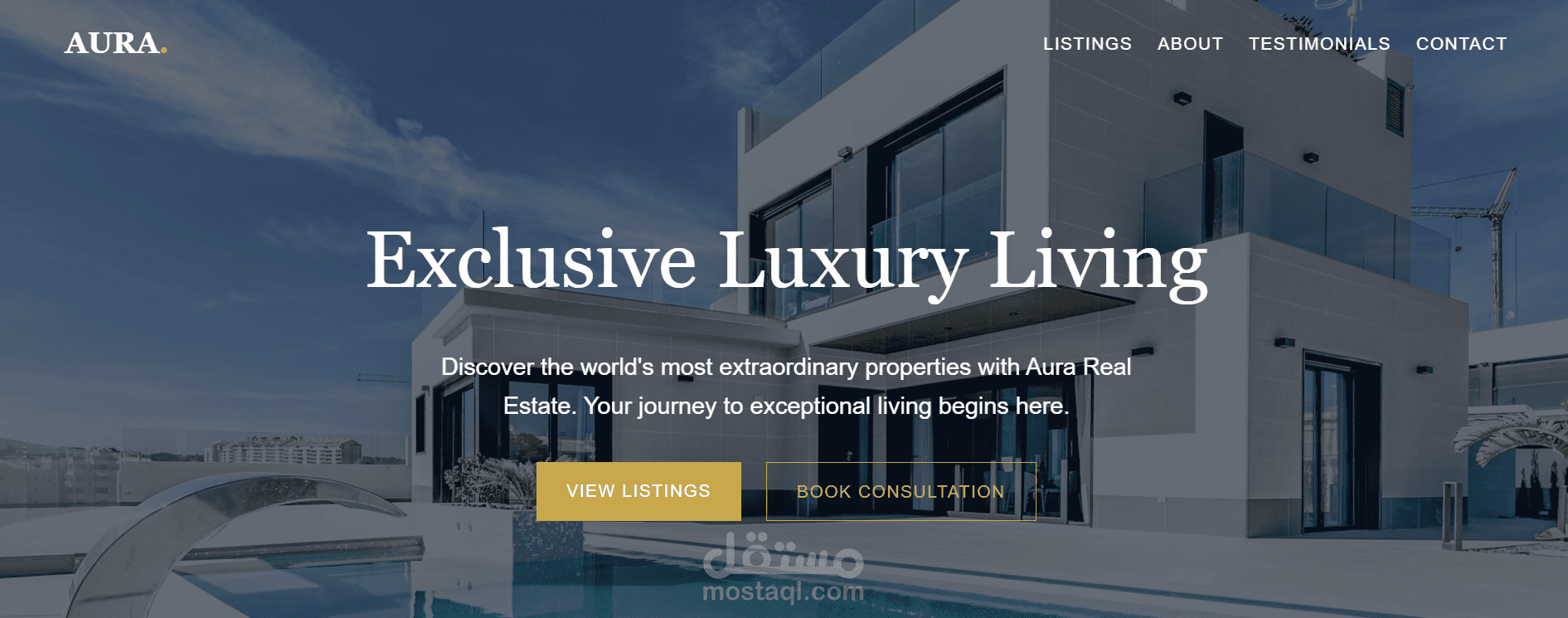 تصميم وبرمجة واجهة عقارية فاخرة (Aura Luxury) بتجربة مستخدم سينمائية.