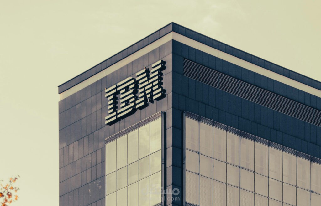 تحليل مؤشرات الاستقالات والاداء للهيكل العمالى لشركة IBM